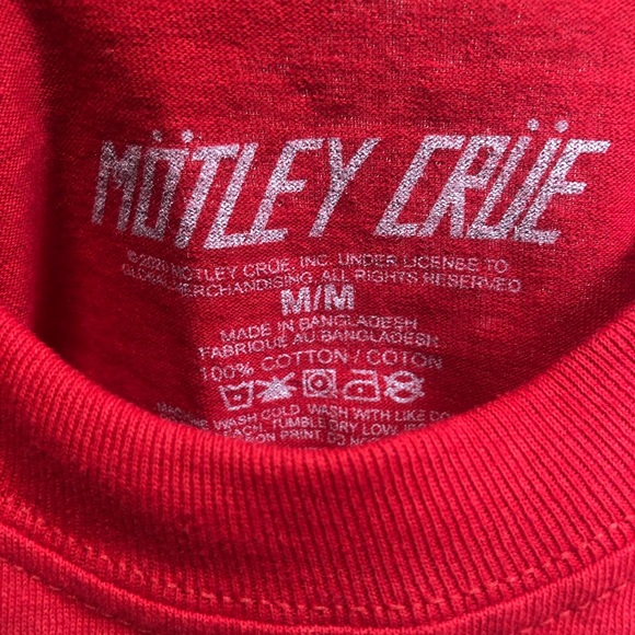 Motley Crüe licensed Christmas Holiday T-Shirt unisex Medium - Picture 8 of 9